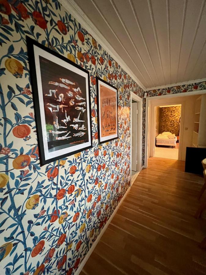 Idylliskt Hus Med Sjoeutsikt. Βίλα Östhammar Εξωτερικό φωτογραφία